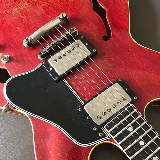 ATBGuitars's tweet photo. Fancy an original dot neck #gibson #es335 factory #stoptail in Cherry 🍒 red with 2 x original #pafpickups for under 10k? Stay tuned as I just bought this one today, fresh from a brilliant, gigging blues guitarist.... https://t.co/tXcIgTuCGV https://t.co/cf23DqKxin