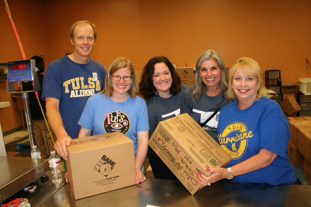 UtulsaAlumni's tweet photo. Volunteer in your community this weekend for #TUDayOfService and post a photo for a chance to win a TU prize! Follow this link to view volunteering opportunities, or help out in your own way: https://t.co/2mv4z1lnb6 https://t.co/ggDadjj3hO
