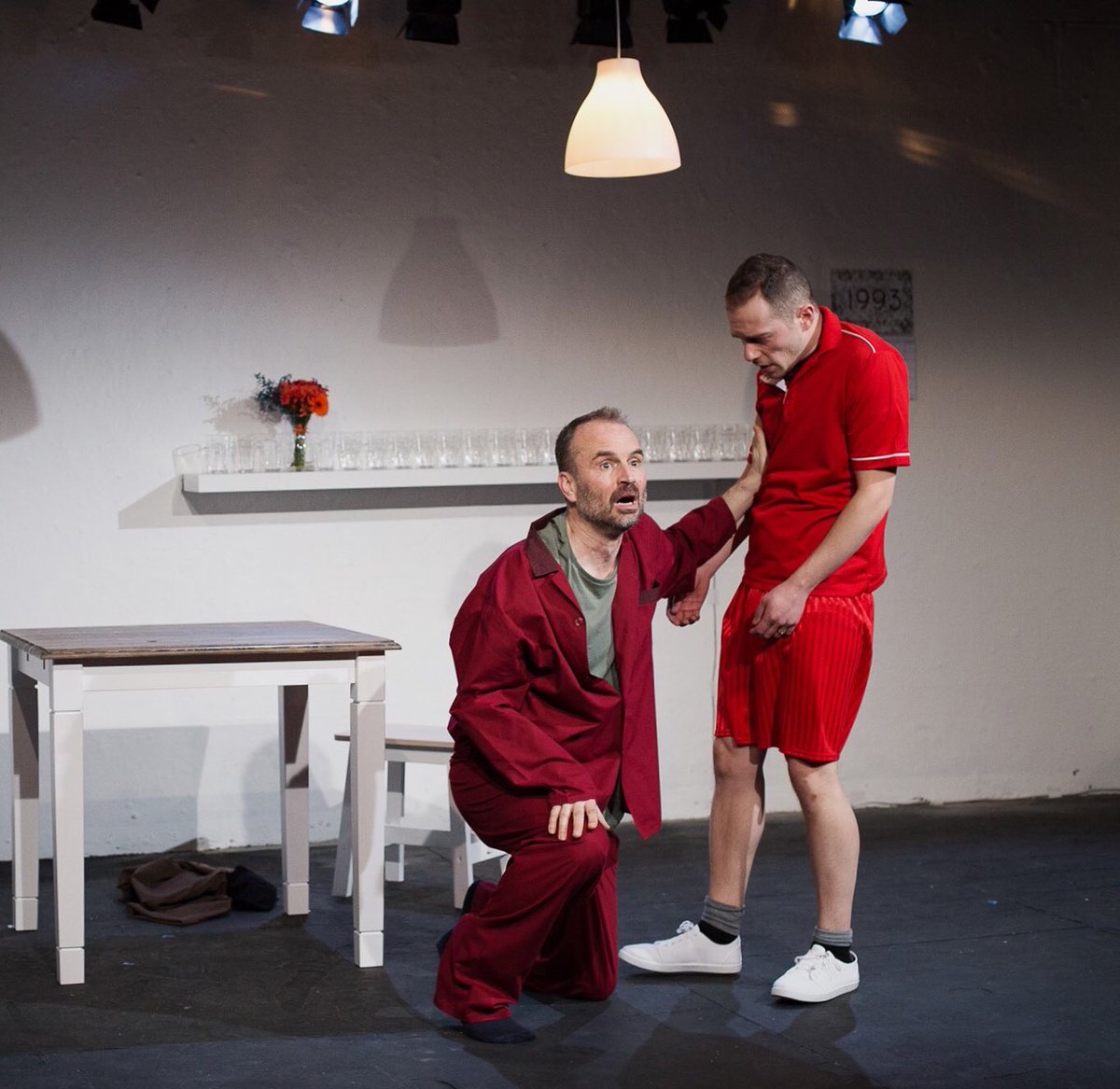 JeremyDrakes's tweet photo. Few more shots by @bernadettebaksa of #GoldCoast @Theatre503 https://t.co/DMLTyfR7OT