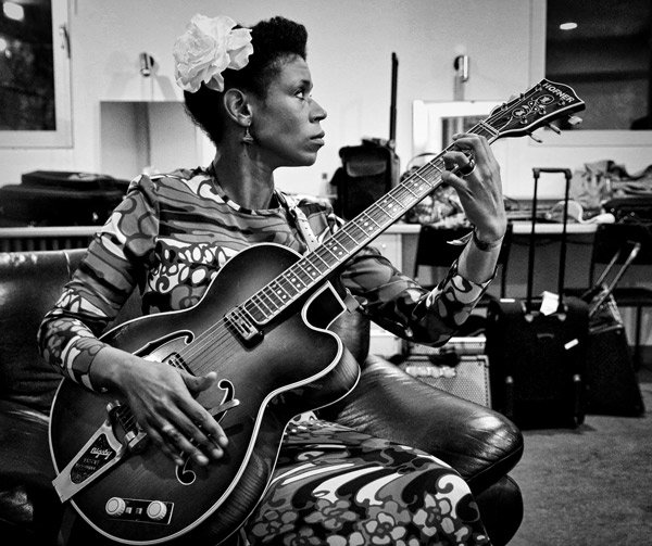 nofm_radio's tweet photo. Y comenzamos. #CarmenSouza. #Creology. #DateLas3 #porNoFM https://t.co/WmTsBcx1MD https://t.co/7iOayLiuru