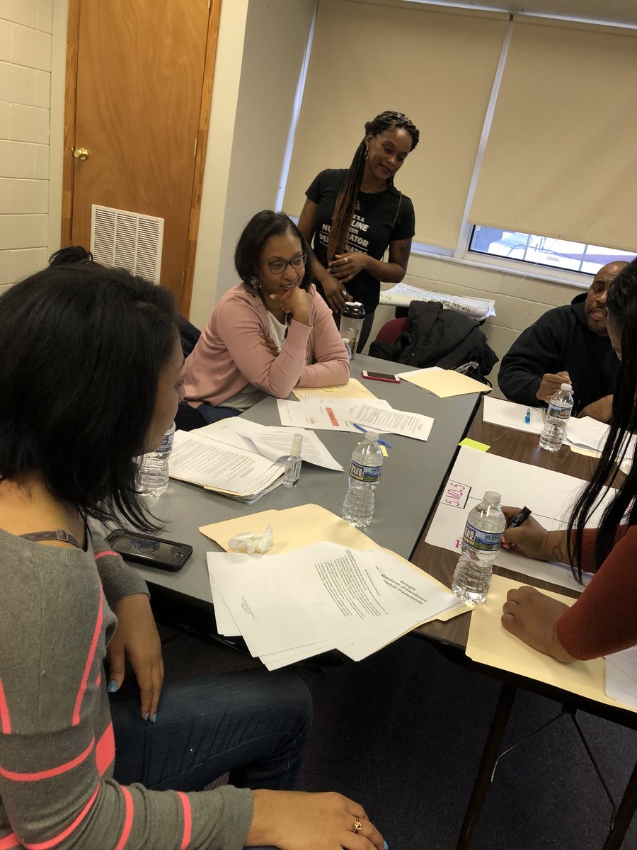 APSK5Math's tweet photo. πing teachers plan + work through measurement and volume #TandLworks @apsupdate @DrEmilyAMassey https://t.co/PDrUdfaU78