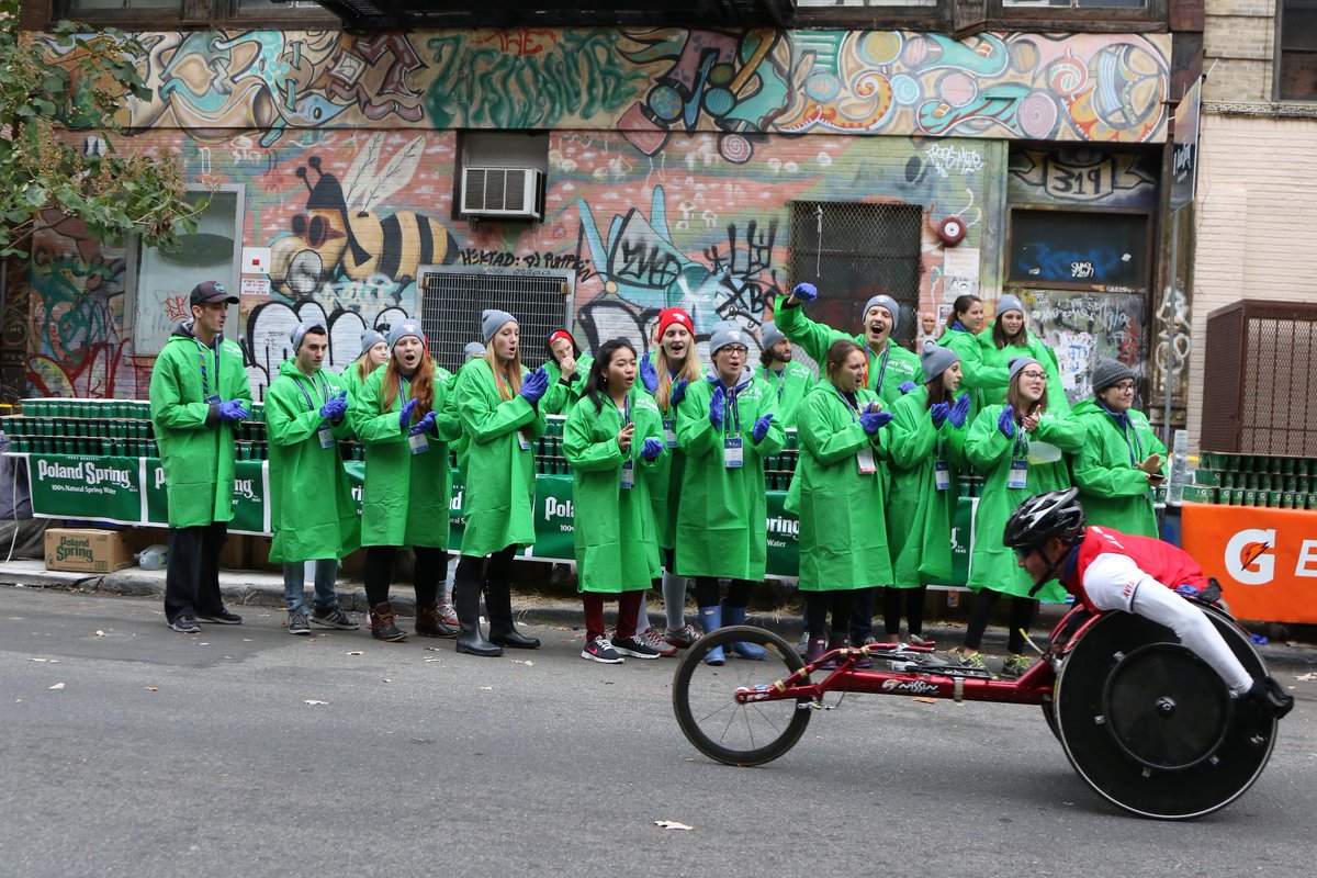 #MondayMotivation - In which borough was this photo taken and which mile is your favorite?
#TCSNYCMarathon #movedme