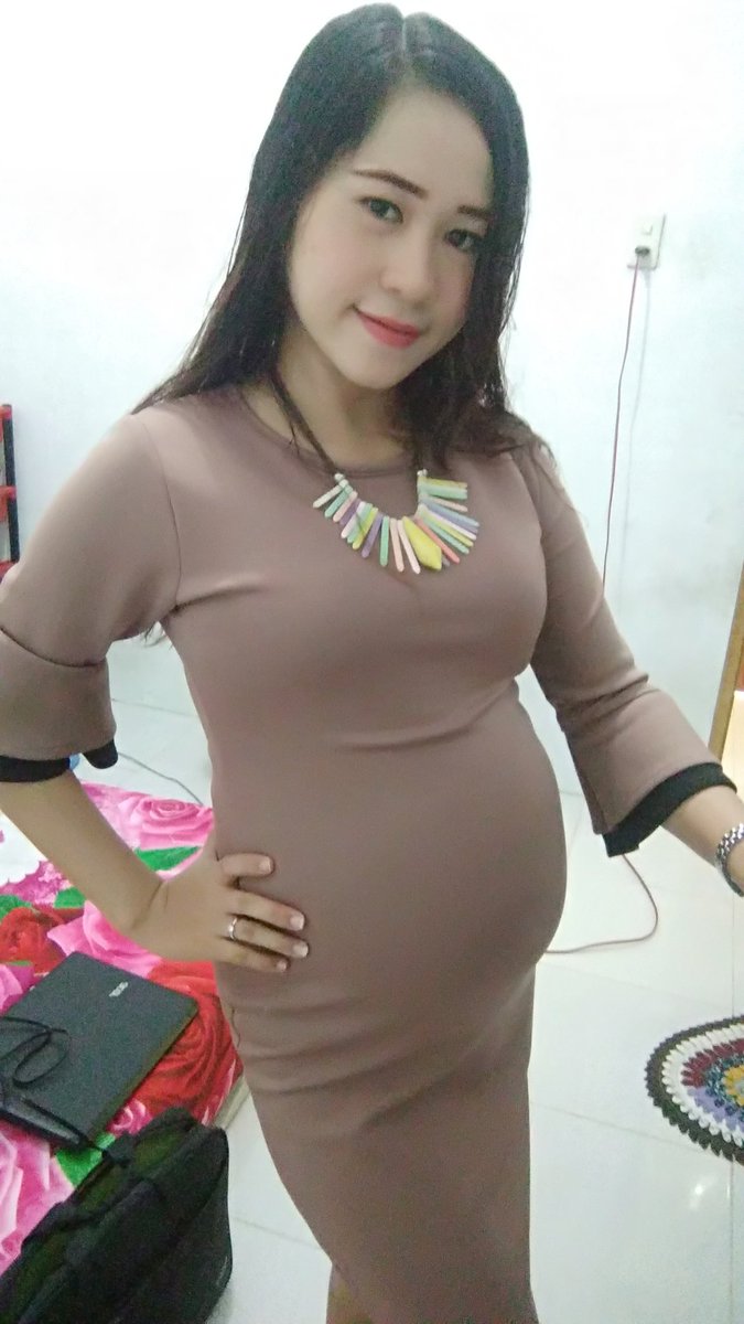 memey_04771's tweet photo. Pregnancy 😍😘 Mybody Goals 😂😍 God bless me and My baby https://t.co/Vp94CrPD2H