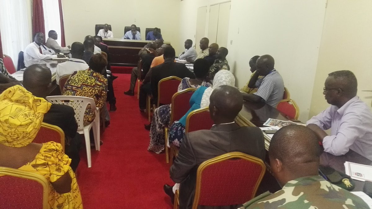 Claudenshim's tweet photo. #Burundi
Local meeting preparing a video conference meeting with @comesa_lusaka about the up coming @COMESA20th 
https://t.co/BX3jBzmGGa https://t.co/vWDgNBsA6p