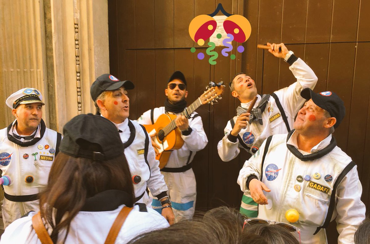 CuartetoCai's tweet photo. Disfrutar de momentos y coplas del #carnaval con la familia, hijos y amigos y compartirlo con los #aficionados es lo más gratificante para este #cuarteto 🎭🎊🎉🎶  @cuartetomiarma #losAstromantas 🚀 https://t.co/Y2Vaou5mmQ