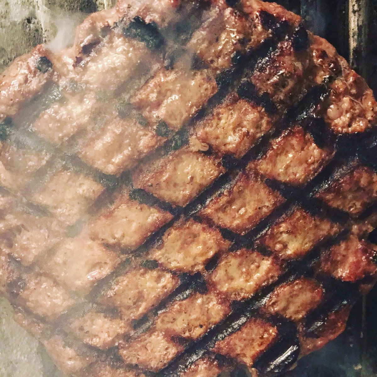 moonandsixp's tweet photo. Old school new school, need to learn though I burn baby burn like disco inferno. #moon #burgers #whitby #biggie https://t.co/eG1bHVMSJM