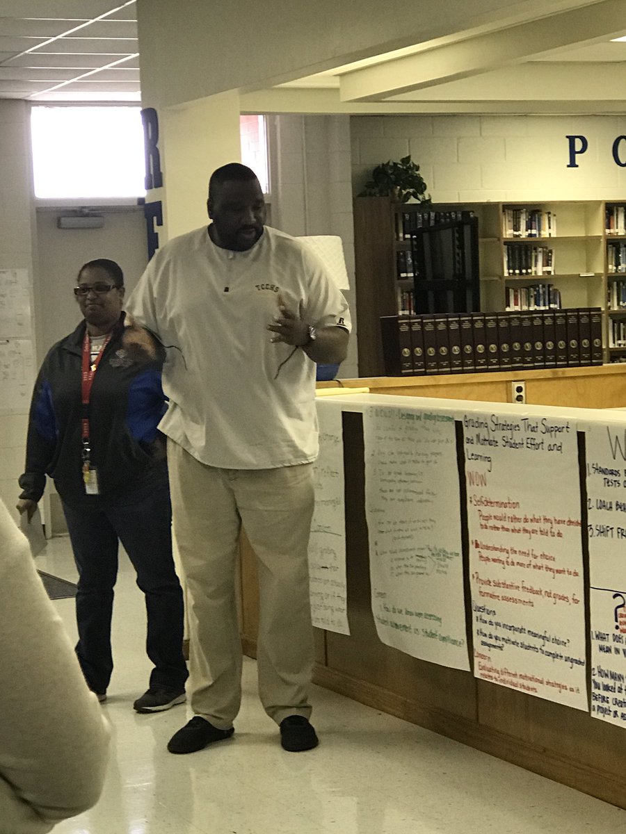 TCBOE's tweet photo. Discussing strategies that support and motivate student effort and learning. @TCCHS_TIGERS #gradingforlearning https://t.co/yGgOr8qm8i