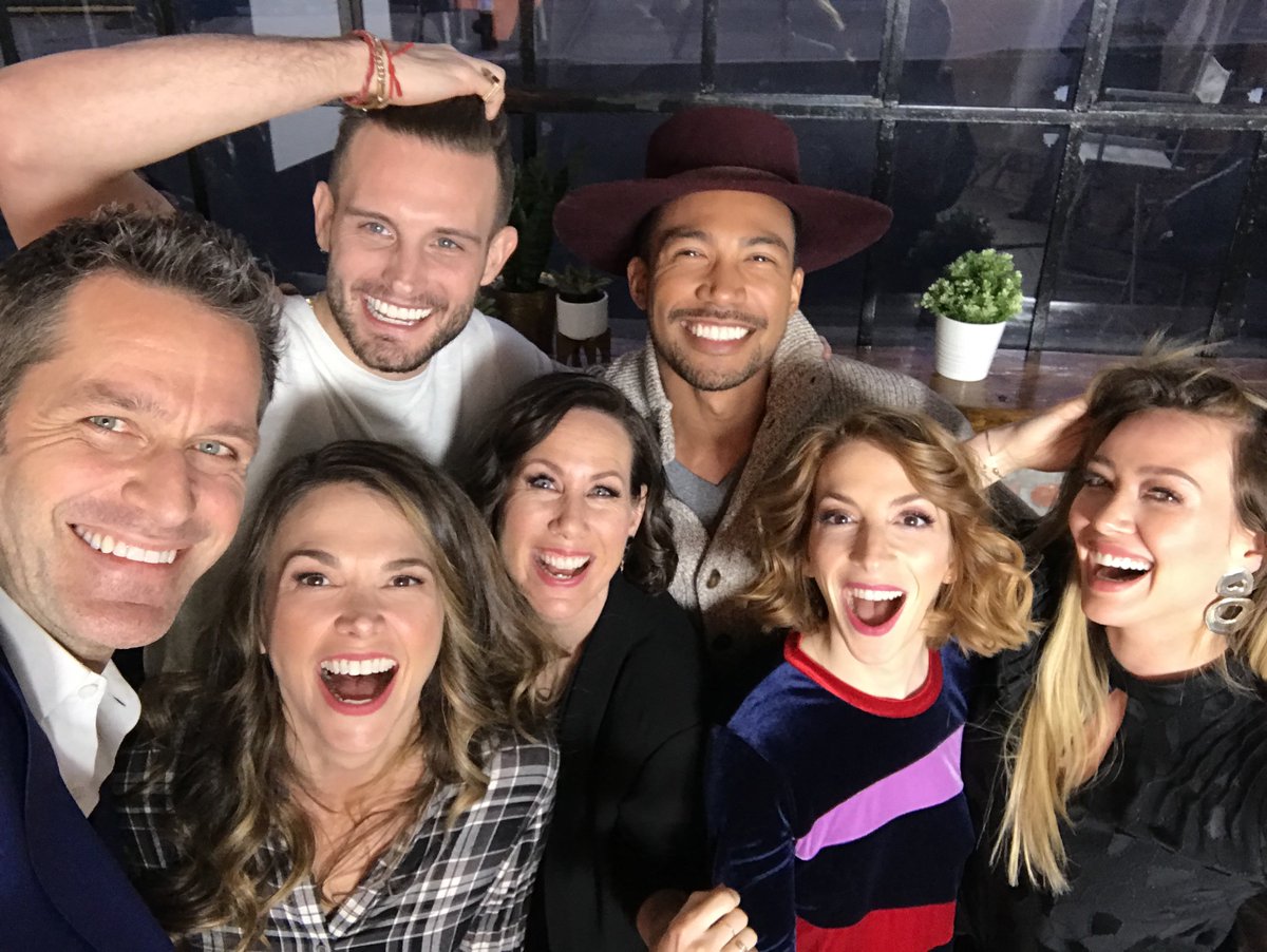 YoungerTV's tweet photo. First day back excitement. 😍 #YoungerTV #YoungerInProduction #Season5 https://t.co/zOaJXbd06w