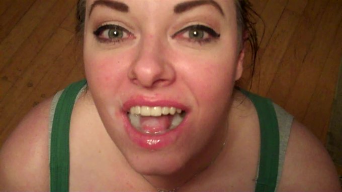 Just sold! Get yours! BIG TITS WIFE DEEPTHROAT AND CUM SWALLOW. Get yours here https://t.co/KBuriigeS7<a href="/tag/mvsales"class="tags"><span>#mvsales</span></a>