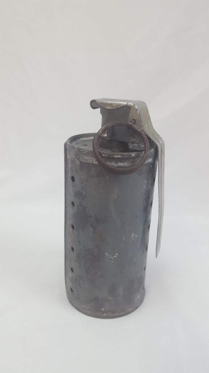 WW2_Collection_'s tweet image. Hard to find original WW2 M7 Tear gas grenade with original fuze.
