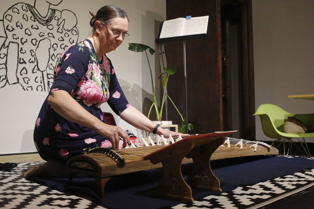 Mary Louise Nagata plays an instrument most people in the U.S. have probably never heard about: the Japanese koto.

Learn more about our principal viola's history and experience with the Japanese koto in this wonderful article from <a href="/VoiceOfPeeDee/">Morning News</a>: scnow.com/news/article_f…
