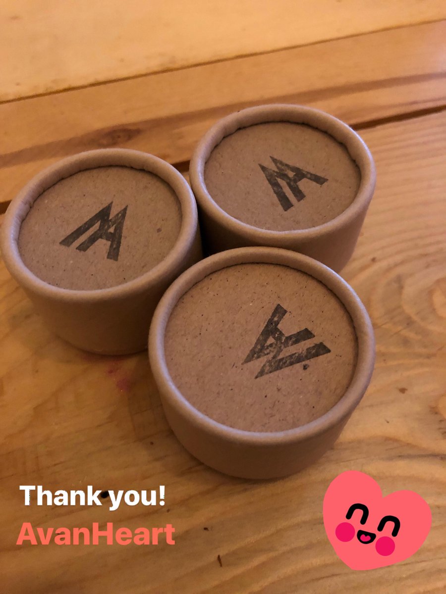 avanheartuk's tweet photo. We love to receive photos of the One4All's from our customers!! You make our day brighter and brighter!! Thank you Elisabeth Borges 😍😍😍

Get your One4All at avanheart-co-uk/full-shop

#avanheart #makeup #one4all #vegan #crueltyfree https://t.co/XeTZ4eW6F6