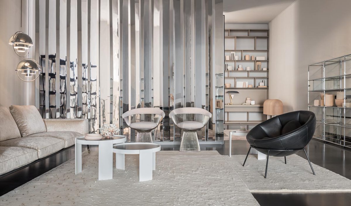 DesignbestCom's tweet image. Interior design store @SpottiDesign invites us to return to the sixties with its new “Heart of Glass” display by #Studiopepe bit.ly/2sFAcAQ #design #designstore