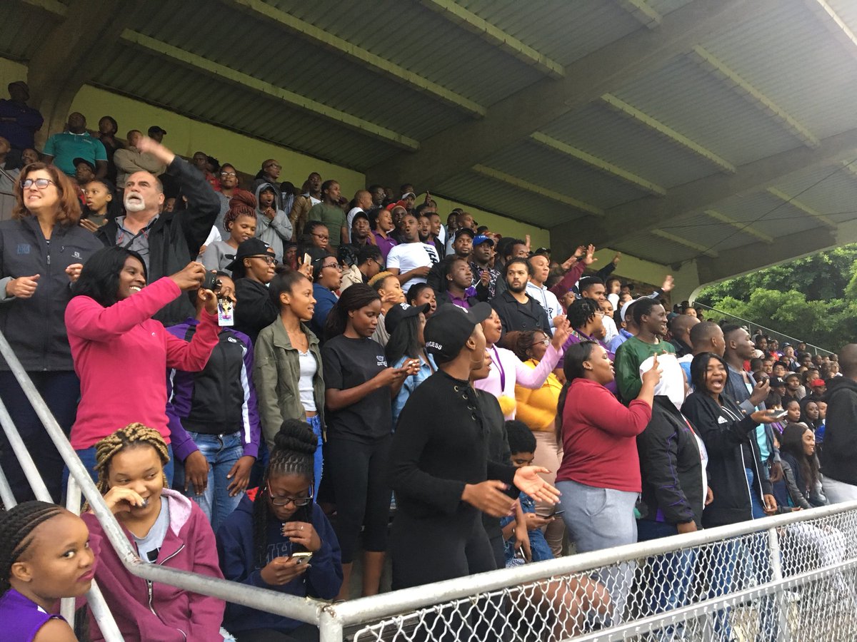 Rhodes_Uni's tweet photo. We are live at the home of @rhodes_rugby, the great field. #MakeTheTeam https://t.co/CFxS1K91HH