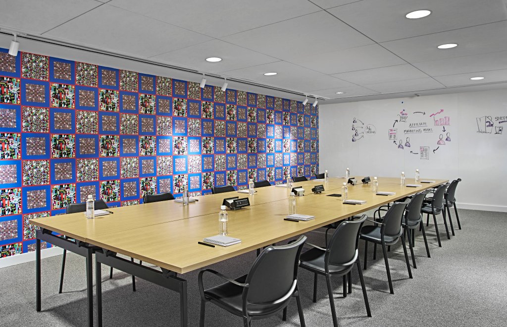 Break away from the usual boardroom and have your team looking forward to meetings. #MeetingMonday #21cNashville