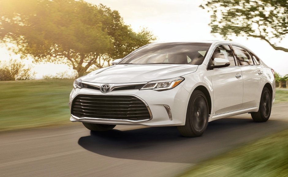 LiptonToyota's tweet photo. Featuring a sleek exterior paired with a comfortable interior, the #Toyota #AvalonHybrid offers a modern, yet classic aesthetic. Stop by our showroom and test drive the #AvalonHybrid today! https://t.co/VDVldO3kkF