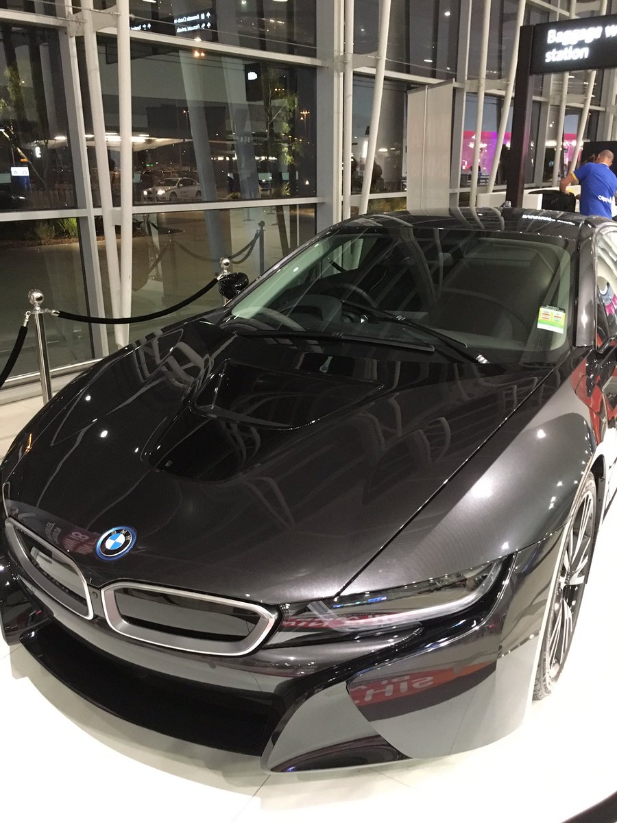 Thomas3Gallache's tweet photo. Point A - this beaut. Point B - Dubai. Wonder what else we'll see 😏 https://t.co/GbbLGaEheH