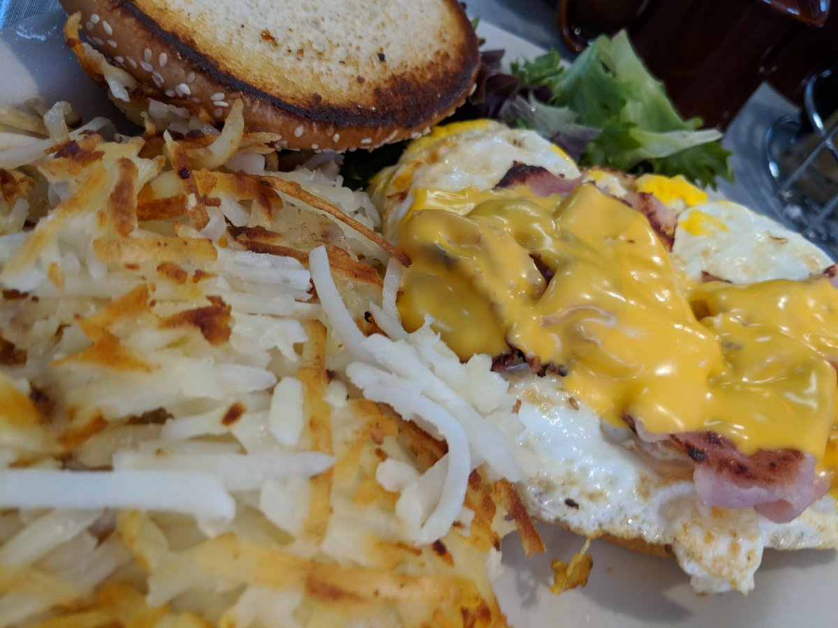 HungerPerks tweet media