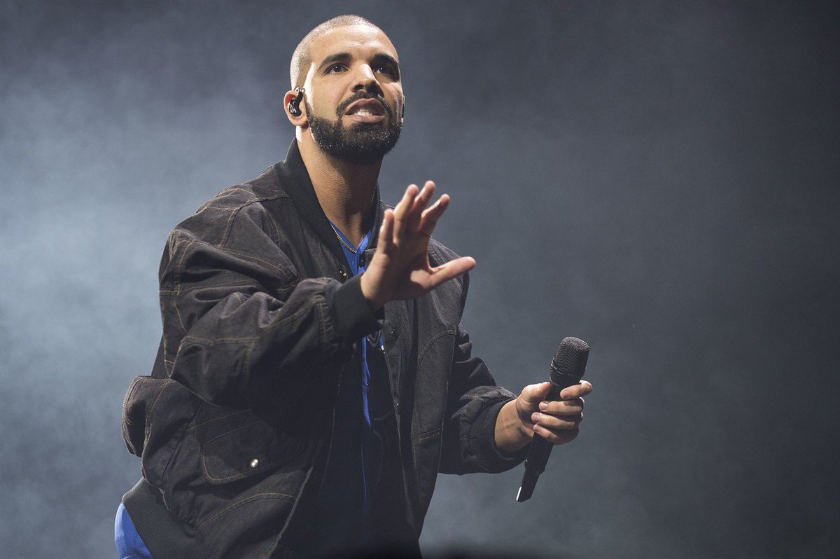 Drake wants to spread the love, and he’s challenging his fans to do the same.   1310news.com/2018/02/19/dra… https://t.co/DgKt6sjOAC