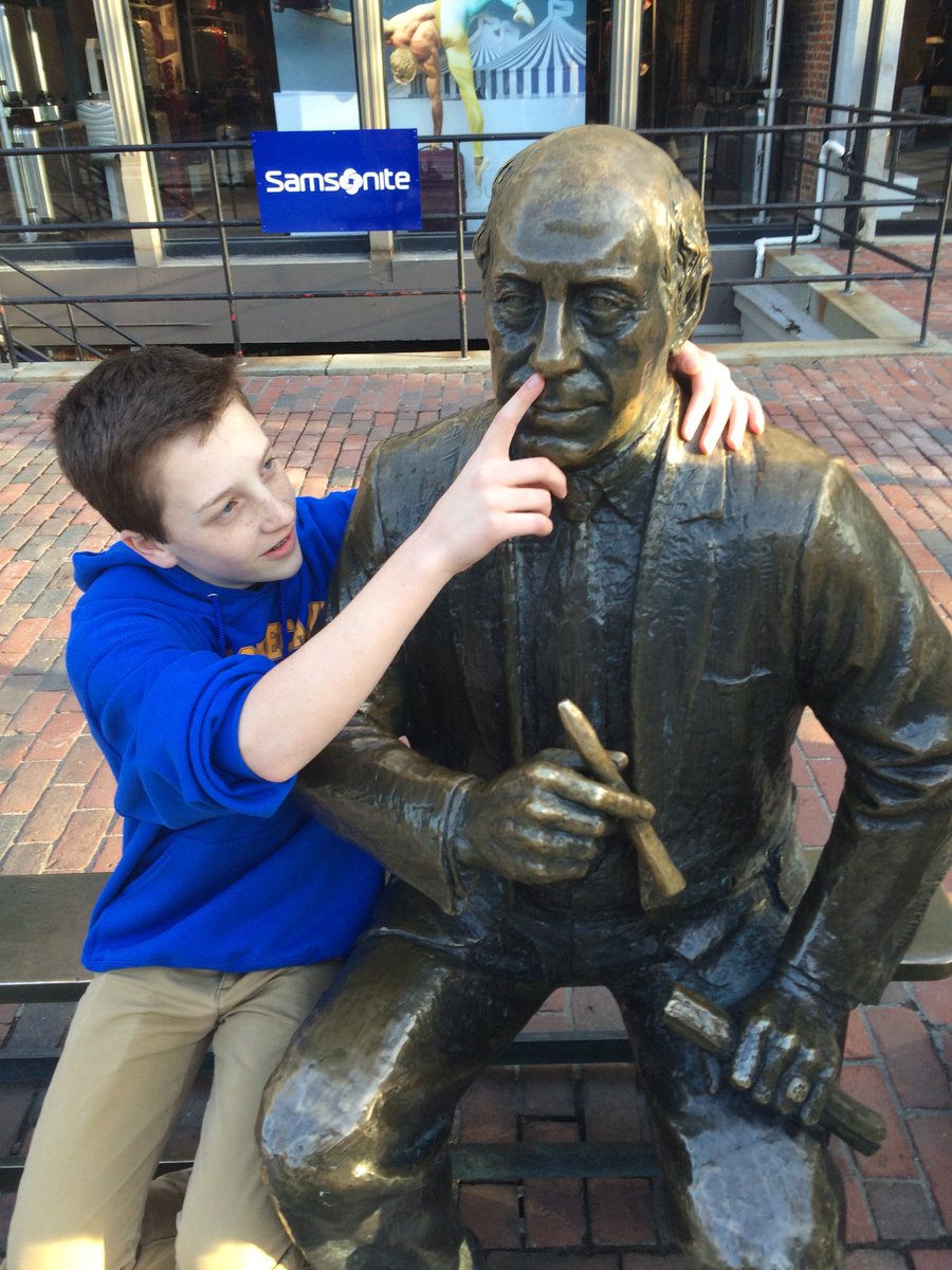 Mike Levulis tweet media