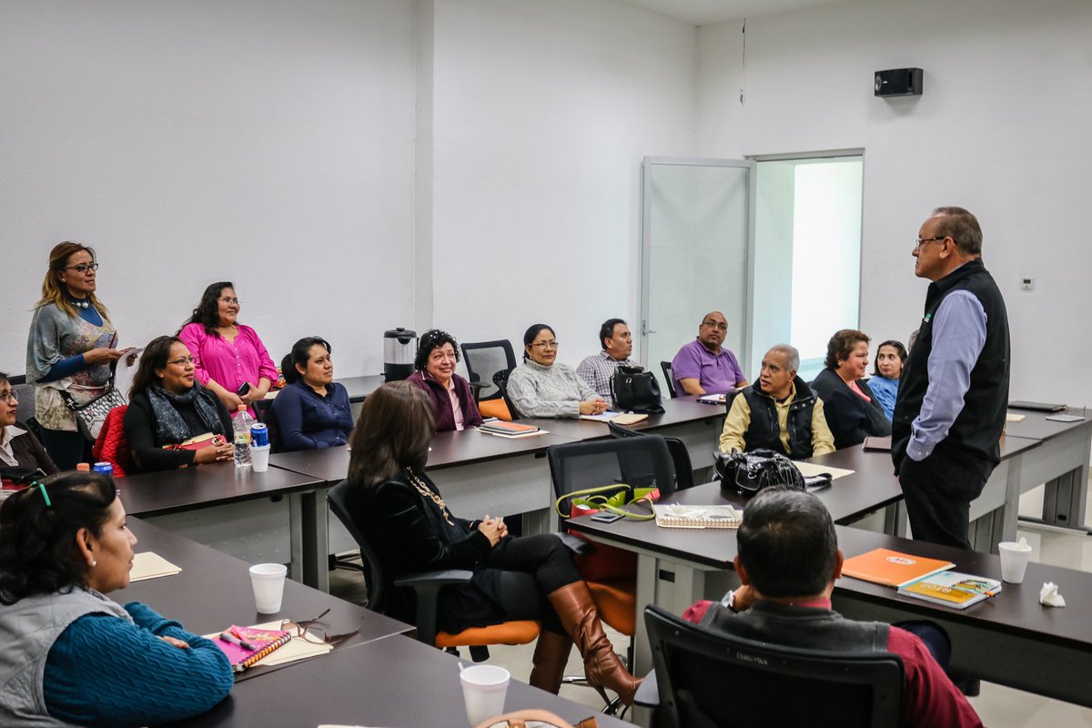 cobaep's tweet photo. Con el propósito de conocer los cinco ejes que conforman el Nuevo Modelo Educativo de la Educación Obligatoria, el @cobaep implementó el curso de habilidades socioemocionales enfocado a la práctica en las ciencias experimentales https://t.co/tYkEg9L9D5 https://t.co/lp4aqDX1Ej