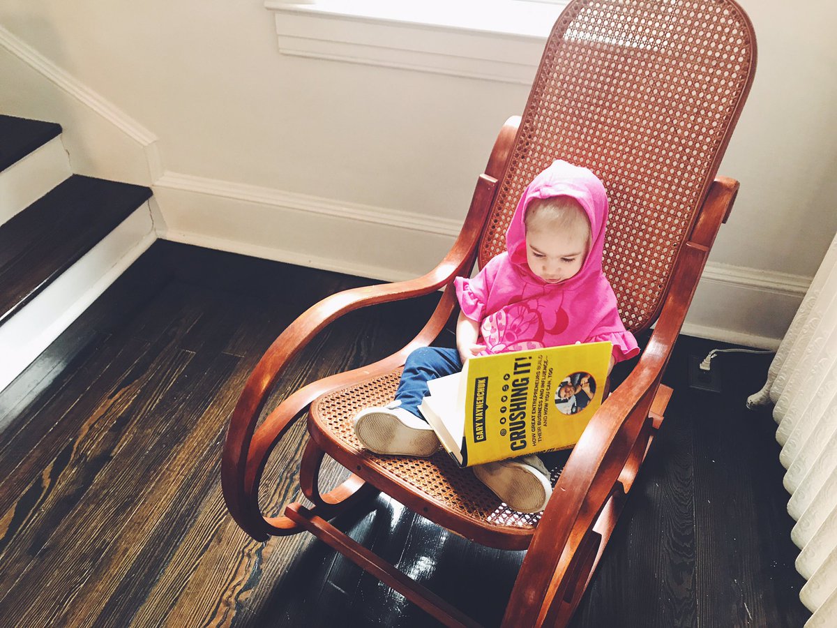 Joe Curro (@foxkid1) on Twitter photo #ClaraV is certainly #CrushingIt this morning with <a href="/garyvee/">Gary Vaynerchuk</a>. 👌🏼Congrats on book number FIVE homie! #ClaraV is certainly #CrushingIt this morning with <a href="/garyvee/">Gary Vaynerchuk</a>. 👌🏼Congrats on book number FIVE homie!