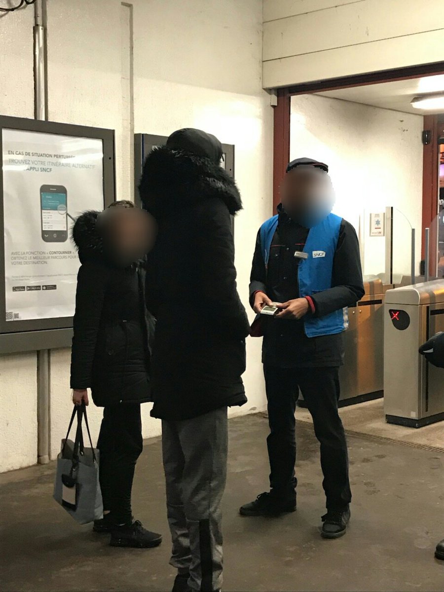equipe5_stcloud's tweet photo. Aujourd'hui sur #monsecteurdestcloud vous avez été plus de 150 personnes à avoir été contrôlées. @PaDesrousseaux @equipe3stcloud @dydrac2011 @LaurenceTissier https://t.co/uIVCiOTMFN