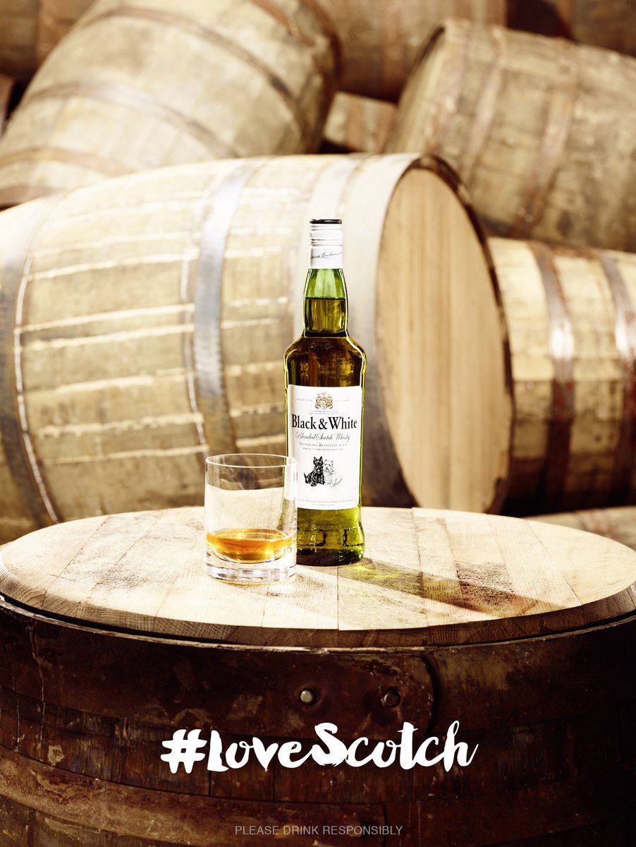 Black &amp; White Blended Whisky is a classic blend of some of the finest whiskies in Scotland. Flavour notes of sugary dried fruit, young oak, vanilla, caramel and lemon. #InternationalScotchDay #LoveScotch #JoinTheCeleberation