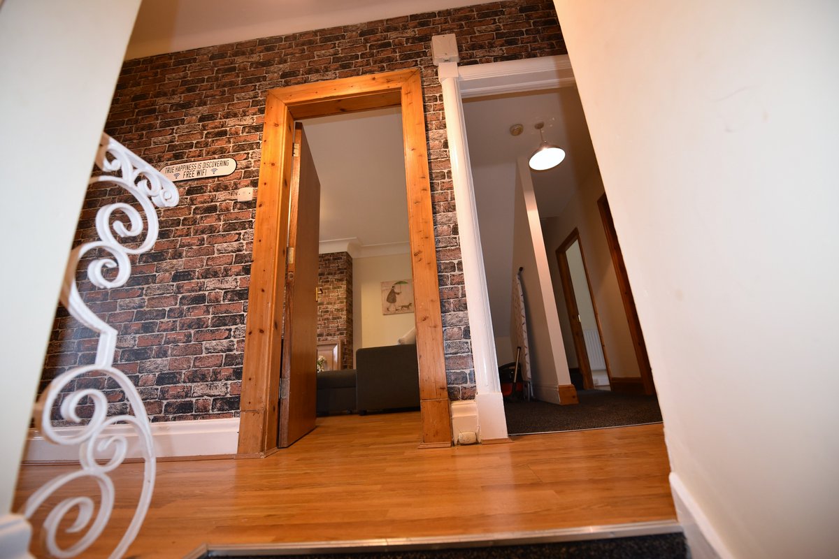 DeuEstates's tweet photo. UNIPOL GOLD LANDLORD!!!
AVAILABLE FOR ACADEMIC YEAR 2018-2019
Otley Road, Leeds, LS6
A large 6 bedroom house in a great location.
#Leeds #leedsuniversity #leedsbeckett #studenthouses https://t.co/yYueAkflS0