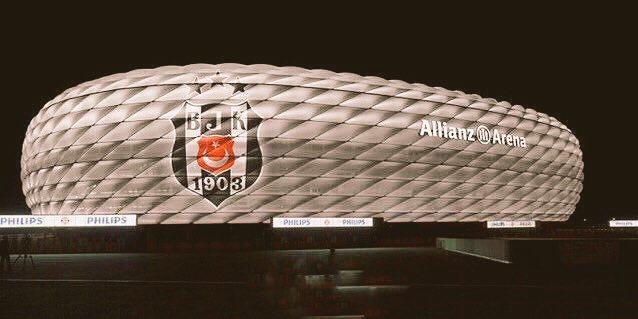 aliengin1903's tweet photo. Bazıları profil fotolarını Bayern Münih logosu yapar, bazıları Beşiktaş armasını stadında dalgalandırır. https://t.co/jh530rVXHF