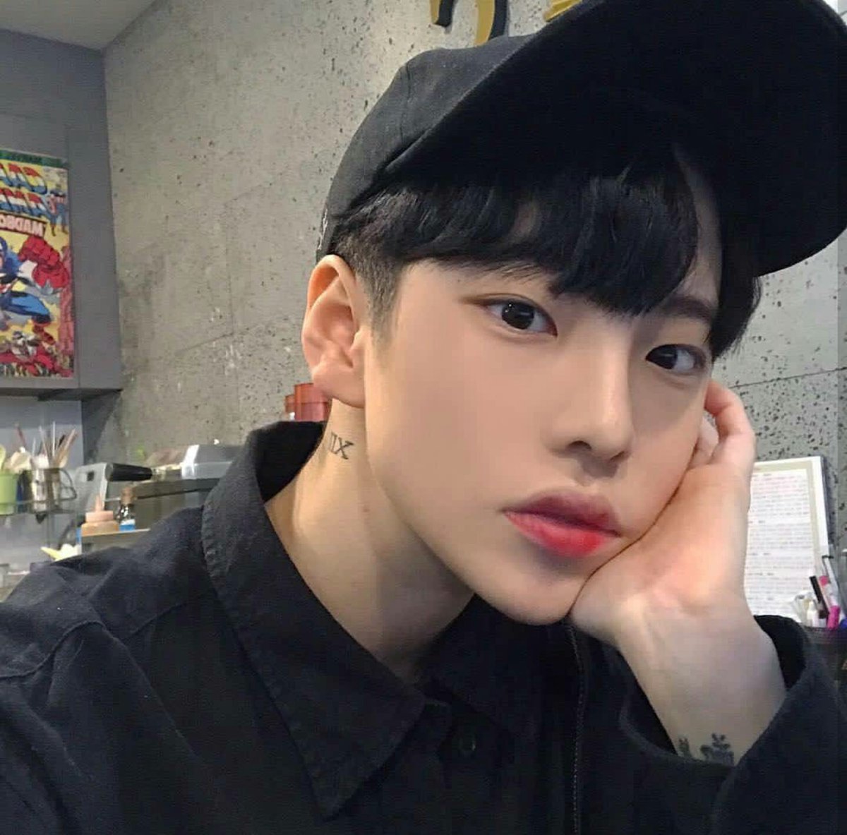 yoonji_bboy's tweet photo. Herkese merhaba~ umarım iyi anlaşırız!
#bune
#aaahastag
#denen
#şey
#bu
#sanırım
#eyoo~
#sevdim
#bunu
#하트 https://t.co/2hPG2egkGm