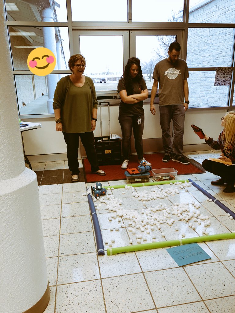 shanartym9's tweet image. #pclt2018 ...when u tell a dear friend & colleague ur proud of them... & they claim u as an inspiration for what their teaching... touch my heart ♥️ @jshort78 ur an amazing T! #codingrocks