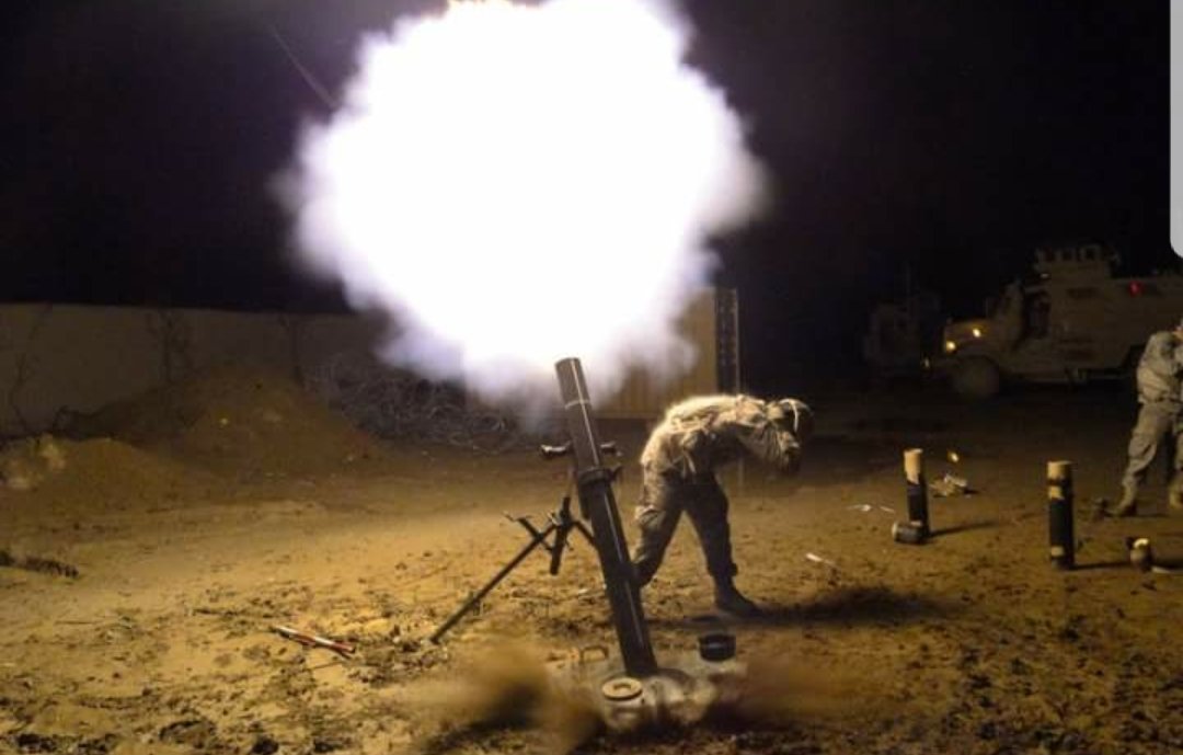 JasonKirell's tweet photo. On the left: Me, carrying an M4 rifle in Afghanistan.

On the right: Me, dropping a 120mm mortar round in Afghanistan.

Giving civilians assault rifles meant for war makes about as much sense as giving them mortars.

America should not be a war zone.

#VetsForGunReform https://t.co/RiAA7DPHcD