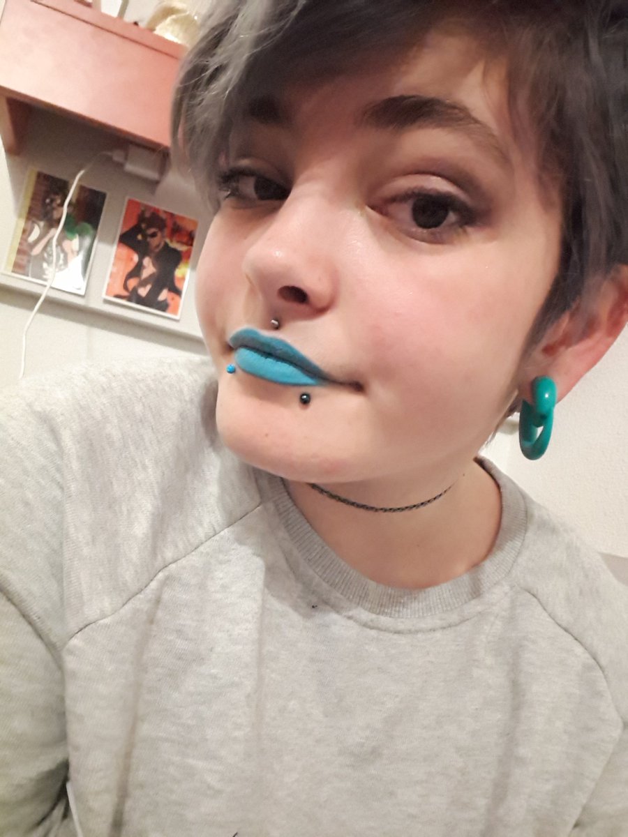 lenk_art's tweet image. Bonsweeeer 🌸💙🌸#NonBinaryBabes