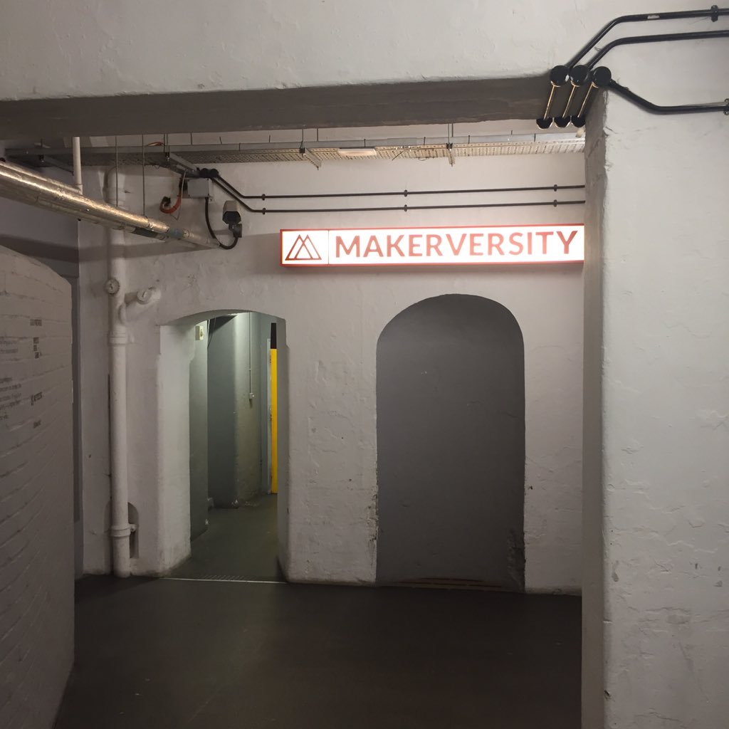 ruthsaxton76's tweet image. Loved exploring @sh_studios_ this aft - the "art school for grown ups" Thanks @MarieMcPartlin I have a gerzillion notes 🙌#communityfirst #makerversity #curatingprofdev