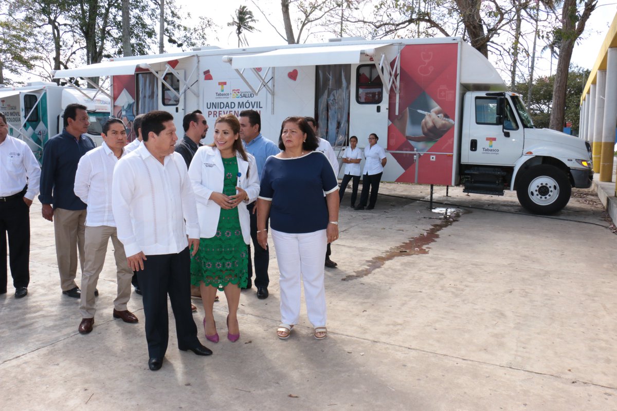 SSalud_Tab's tweet photo. Este lunes se llevaron a cabo las actividades del "Con-Voy por Mi Salud", en el municipio de #JalpaDeMéndez, las cuales fueron supervisadas por el secretario de Salud, Dr @Rfcernaleeder. @Gobierno_Tab https://t.co/DpShEcVFeh