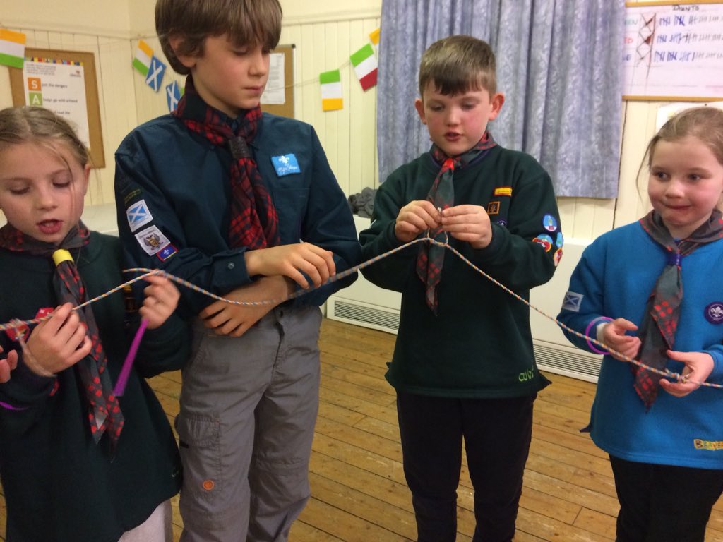 Cubs17th's tweet photo. Great joint section #foundersday meeting with #Beavers, #Cubs, #Scouts and #Explorers tonight https://t.co/ldugrJzZu3