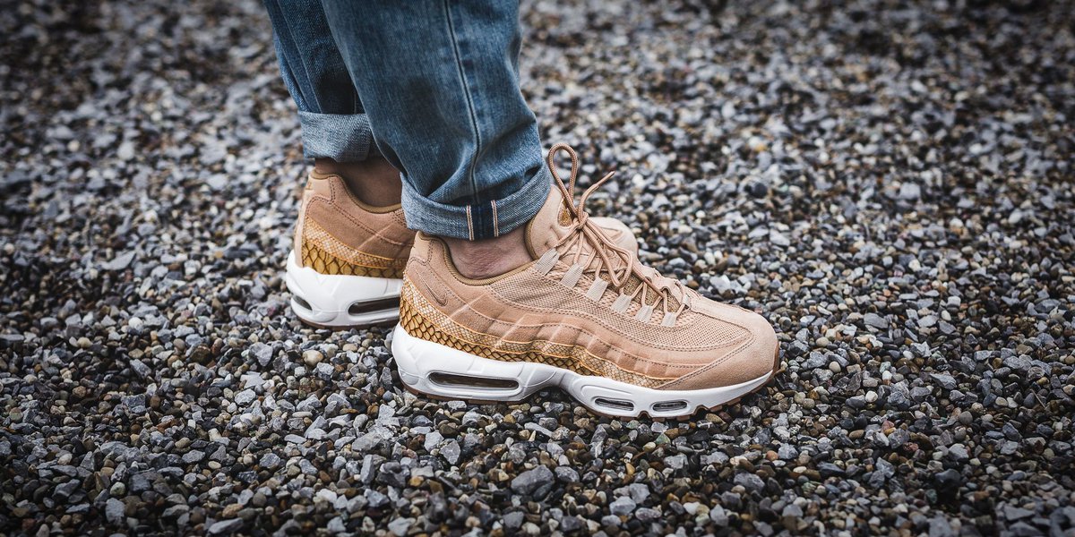 nike air max 95 premium se vachetta tan