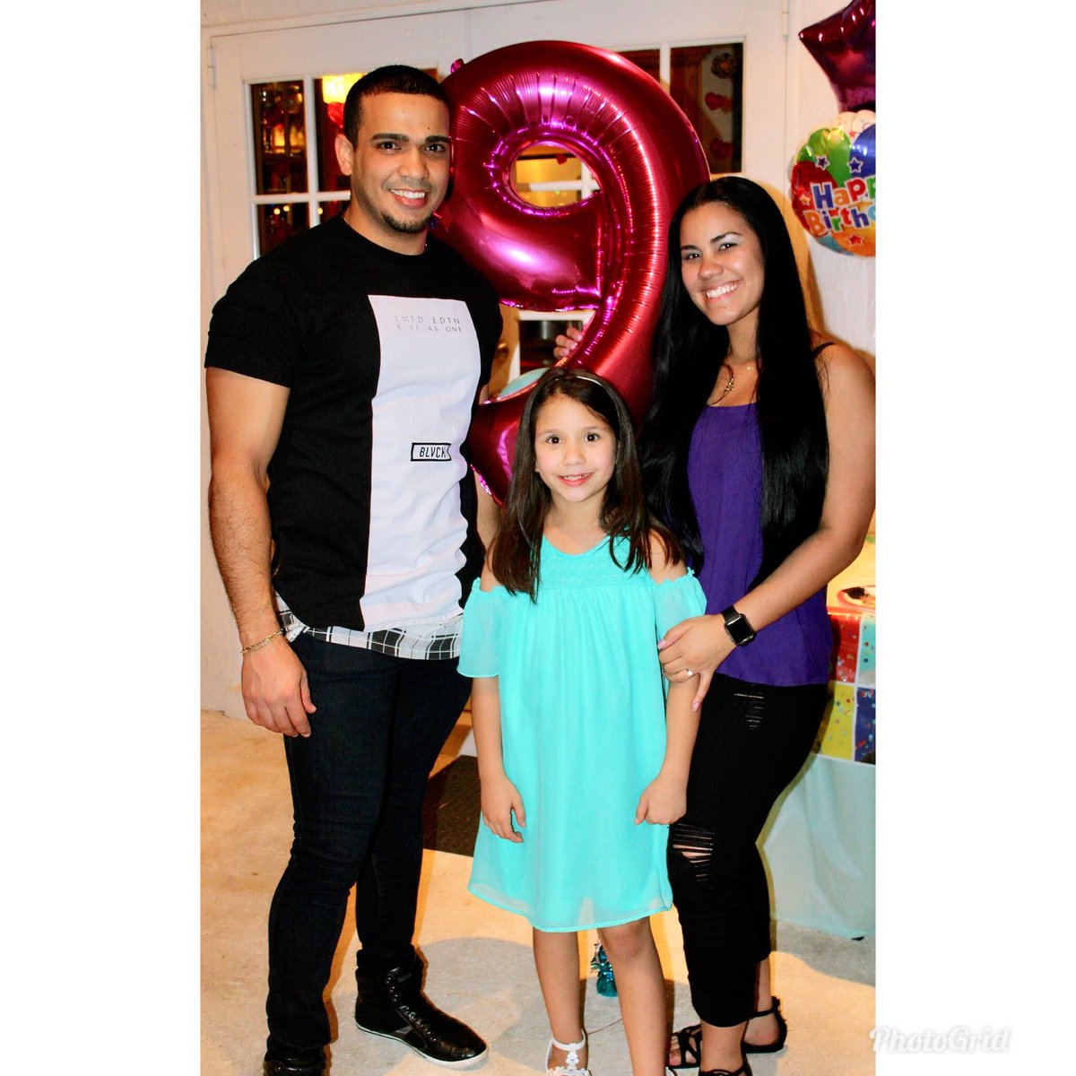 NatalieeeXD's tweet photo. My niece is getting too big 😭💗🎂 https://t.co/xnMJeISyvI