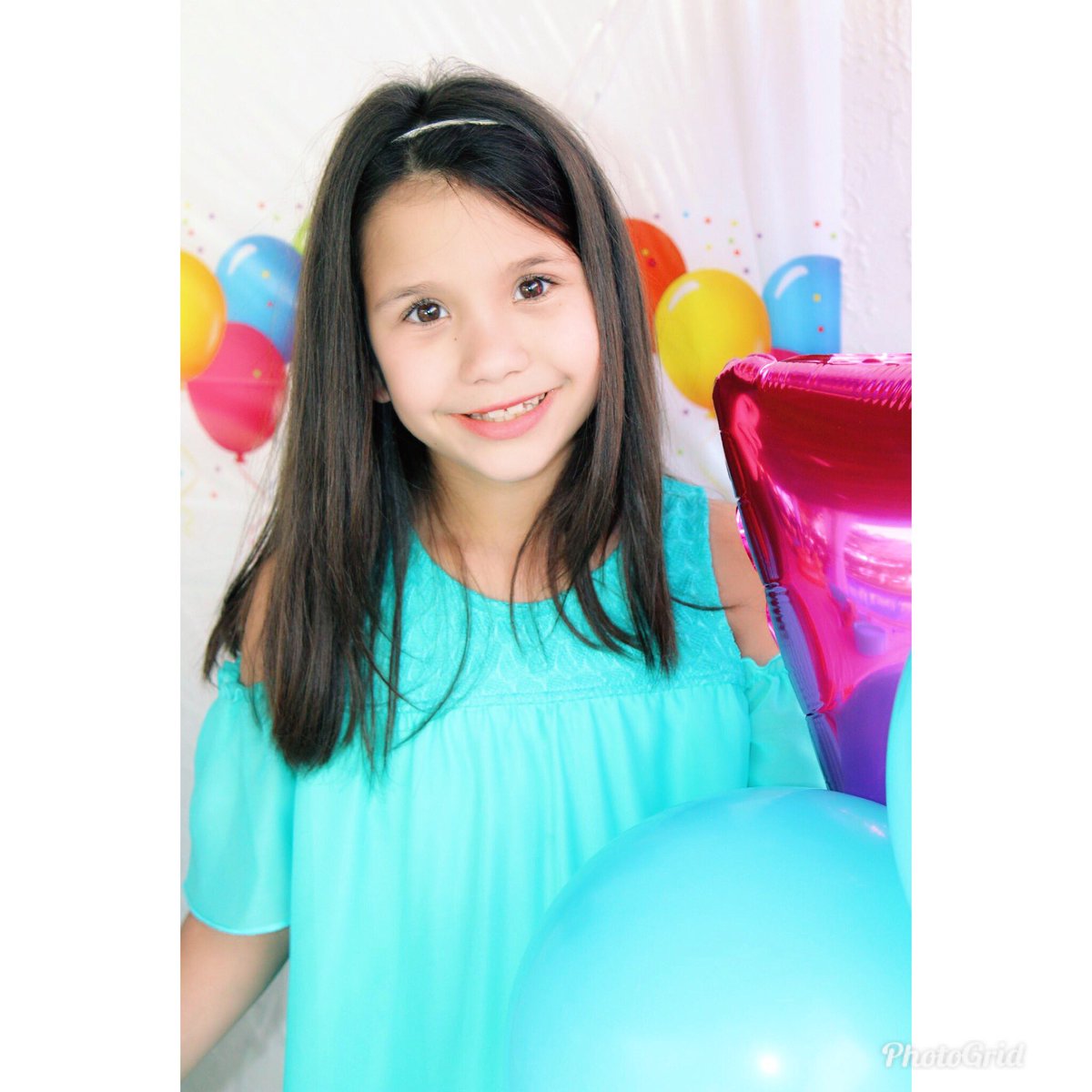 NatalieeeXD's tweet photo. My niece is getting too big 😭💗🎂 https://t.co/xnMJeISyvI