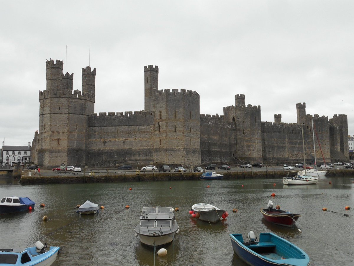 Visited Caernarfon at the weekend - and one of my favourite castles!
#CaernarfonCastle #Caernarfon #NorthWales