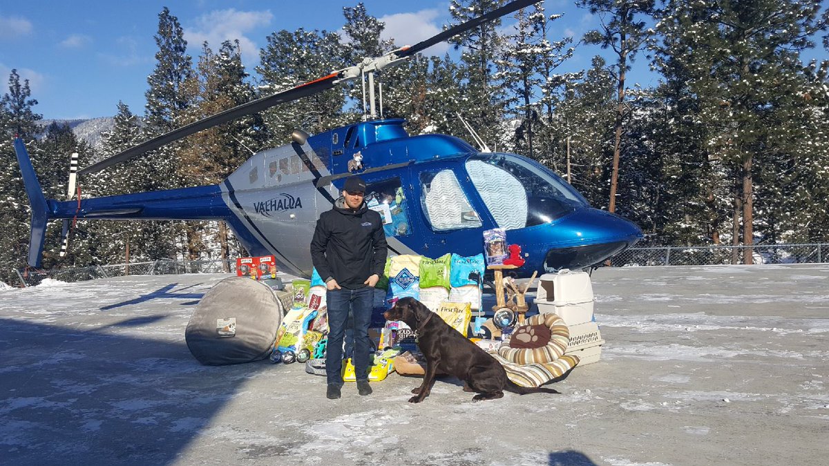 Stuff the Heli! Donating to pet rescues in the Okanagan. #Rescue #Dog #dogsoftwitter #cats #AnimalRescue 
#kelownanow #castanet