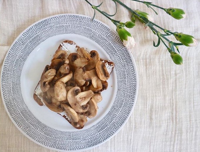 profusionorg's tweet image. #Profusion #Organic #ProteinBread makes a great base for Greek style Mushrooms cooked in coconut oil by @constance.fitness. A #powerful plate of a way to start the day. bit.ly/2sBDV2m

#profusionorganic #organicfood #EatOrganic #healthy #healthyliving #organicliving