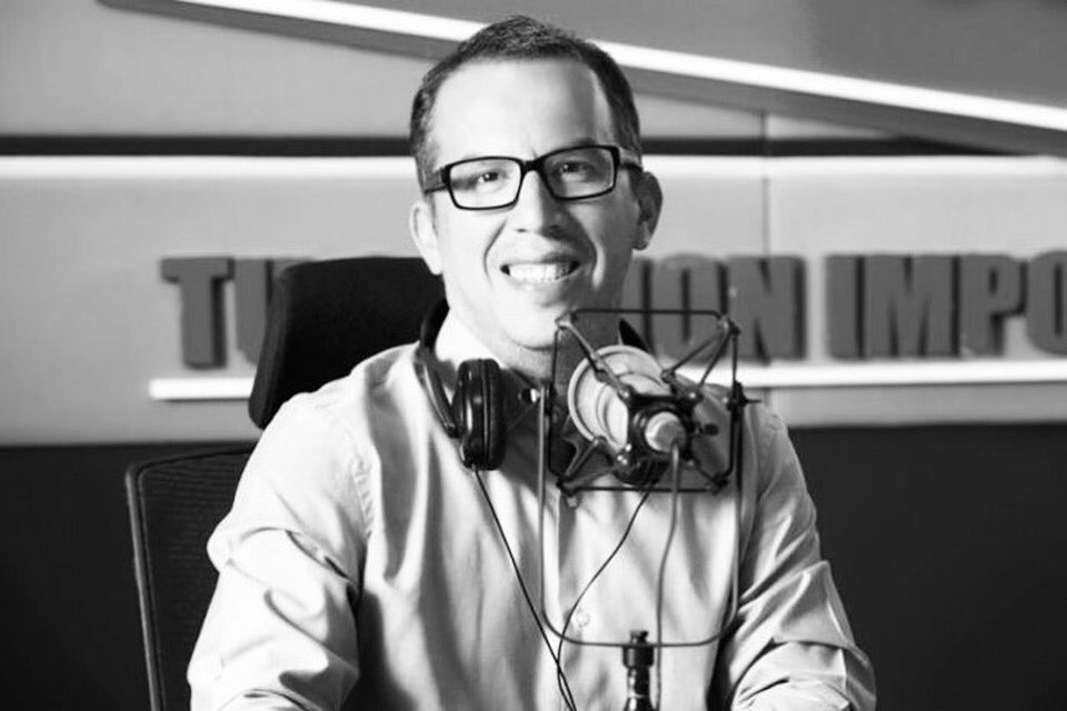 Descansa en paz Daniel Peredo. Tu voz nos acompañará siempre 🙏🏼🎙