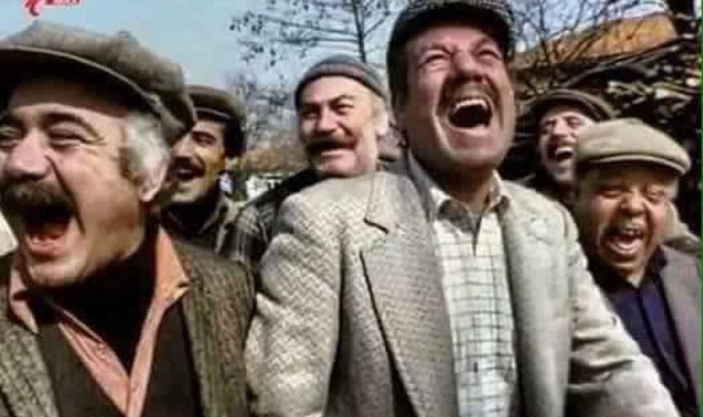 �stteki �ye aldat�r m�?