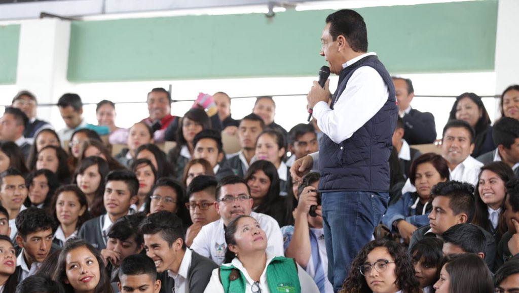 Este enorme proyecto de digitalización educativa tuvo como piloto Santa Teresa Yahualica, una de las comunidades indígenas más vulnerables de Hidalgo. ¡Brindarle una mejor educación a quienes menos tienen, para que puedan salir adelante, es hoy una realidad! #CumplimosContigo