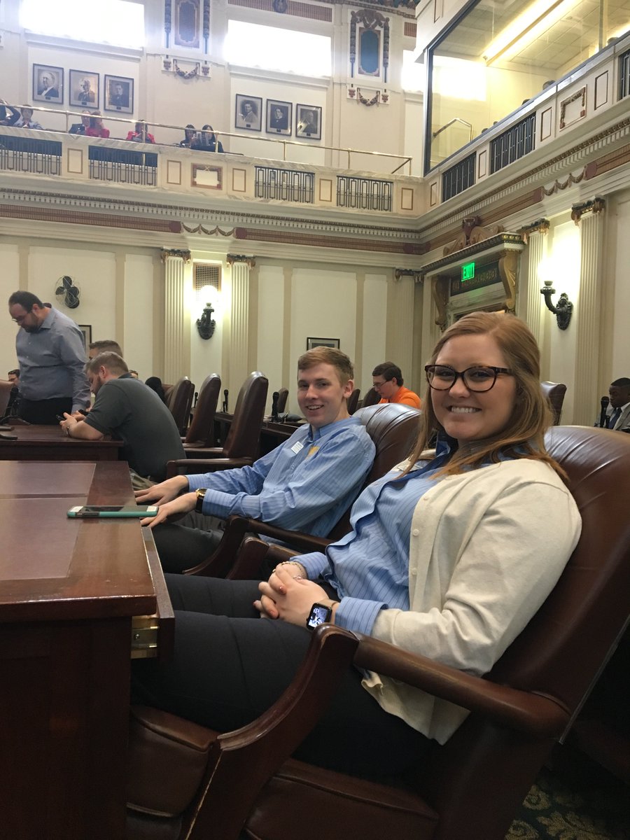Our NEO Student Body Government traveled to Oklahoma City last week to participate in Higher Education Day at the Capitol. They joined students and legislators from around the state to #RestoreHigherEd! (1/2)