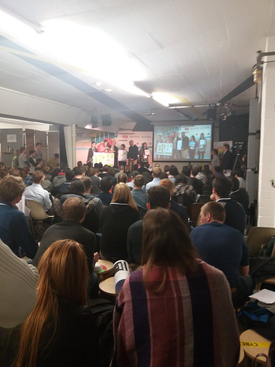 DENEFFeV's tweet photo. So many insights, great solutions & digital innovations at the final #eehack2018 pitches! https://t.co/XT0WXCFnUs