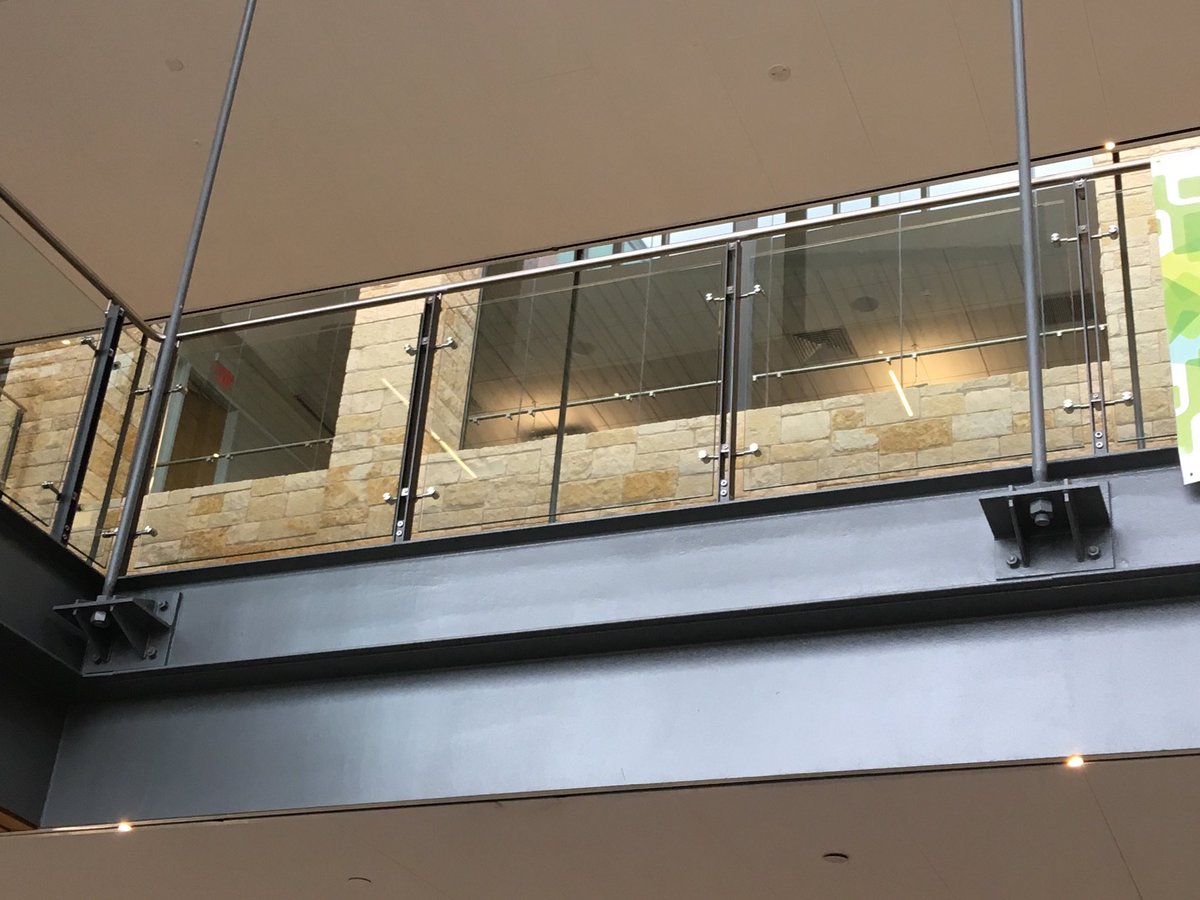 Mmeschulz's tweet photo. Trinity U uses a lot of windows and natural light to save energy and to bring science out of the classroom https://t.co/BfLQAec7Kx
