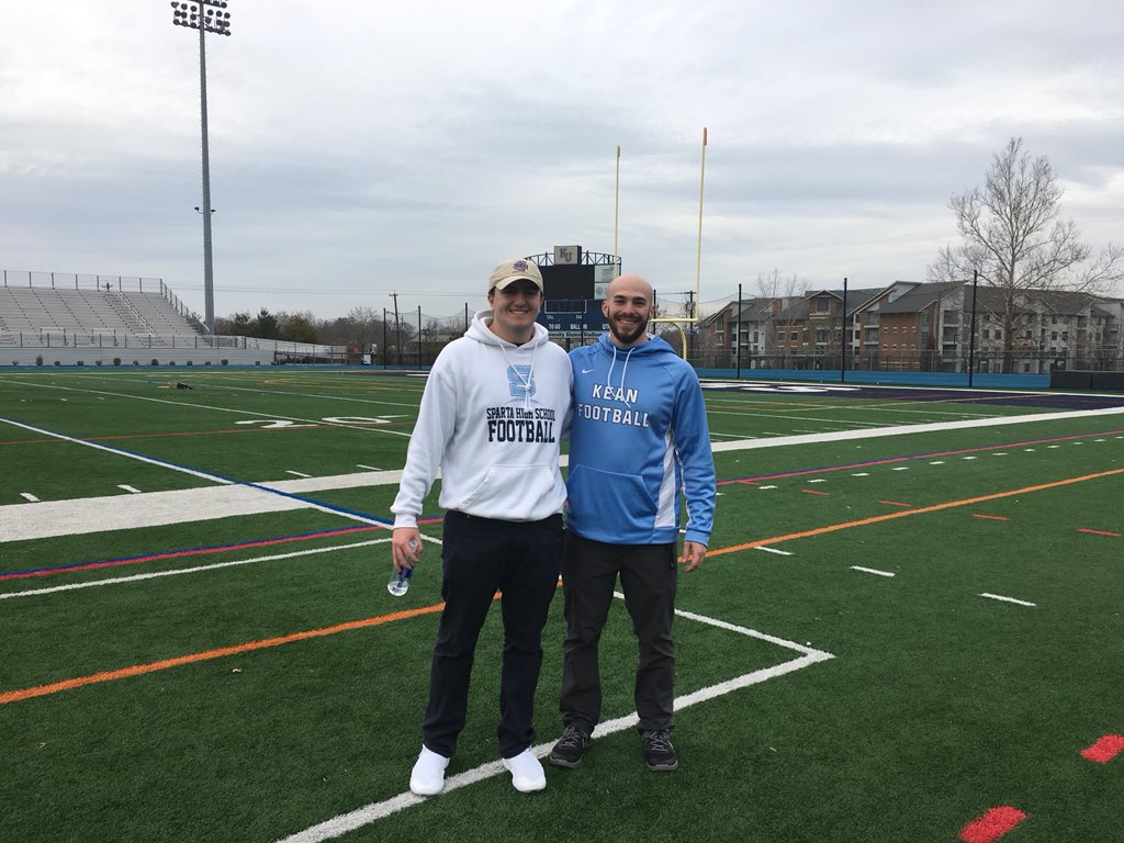 AnthonyBroc10's tweet photo. Kean University Football ‘22🏈 https://t.co/x9L4nn5QYB